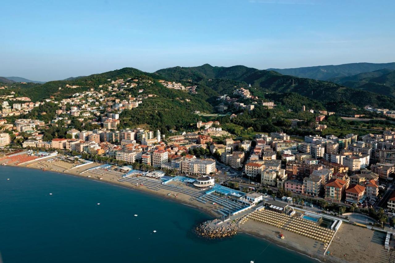 Le Finestre sul Mare Apartment Albissola Marina Exterior foto
